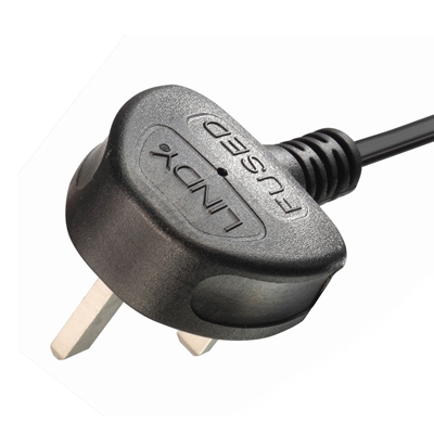 Lindy 30374 2.5m UK 3 Pin Plug To IEC C13 (Kettle) & IEC C5 (Clover) 10 Amp Mains Splitter Extension Cable - Black image 6